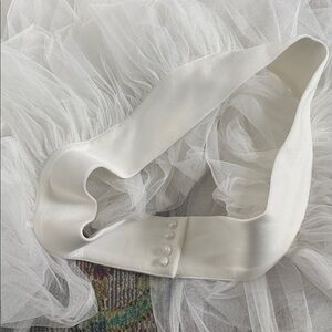 Elegant White tulle overskirt